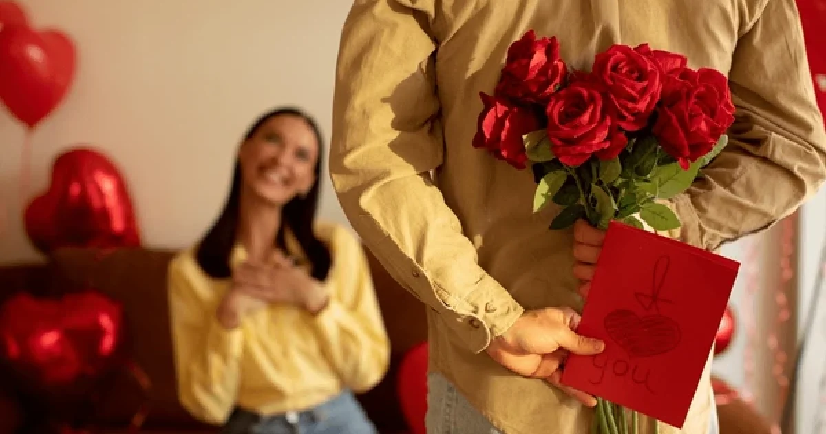 Love bombing: quando le attenzioni eccessive sono un segnale d'allarme