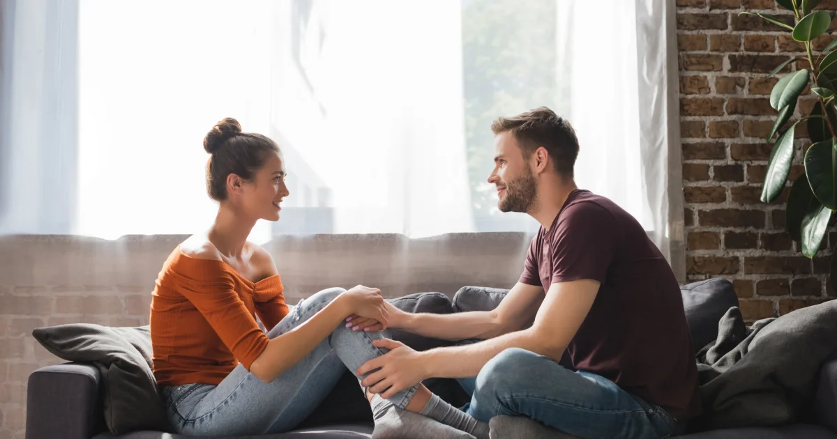 Therapy speak nel dating: quando il linguaggio della psicologia diventa un problema
